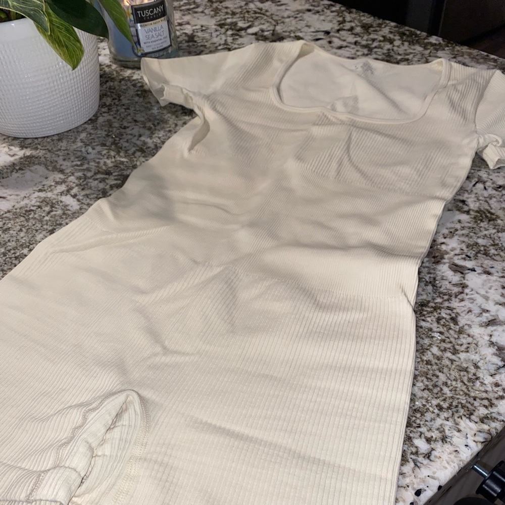 Romper - Picture 3 of 7